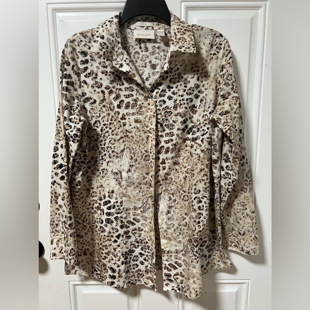 Chico's Button Front Blouse Top
Women's 1  No Iron